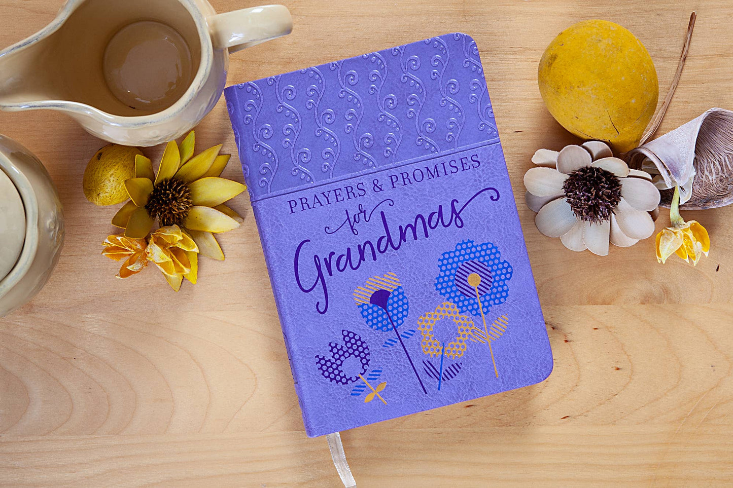 Prayers & Promises for Grandmas (Prayer Devotional)